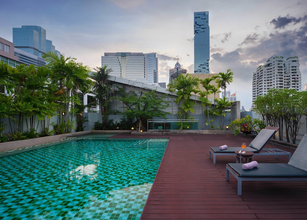 Silom Lofts Hotel 6/47