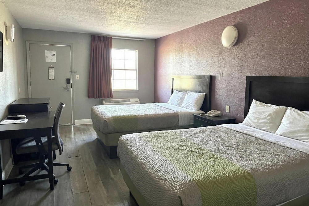 Diamond Inn Forrest City I-40 22/46