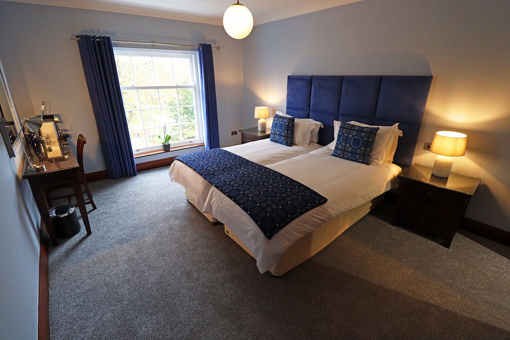 Superior, Town House, Twin Beds