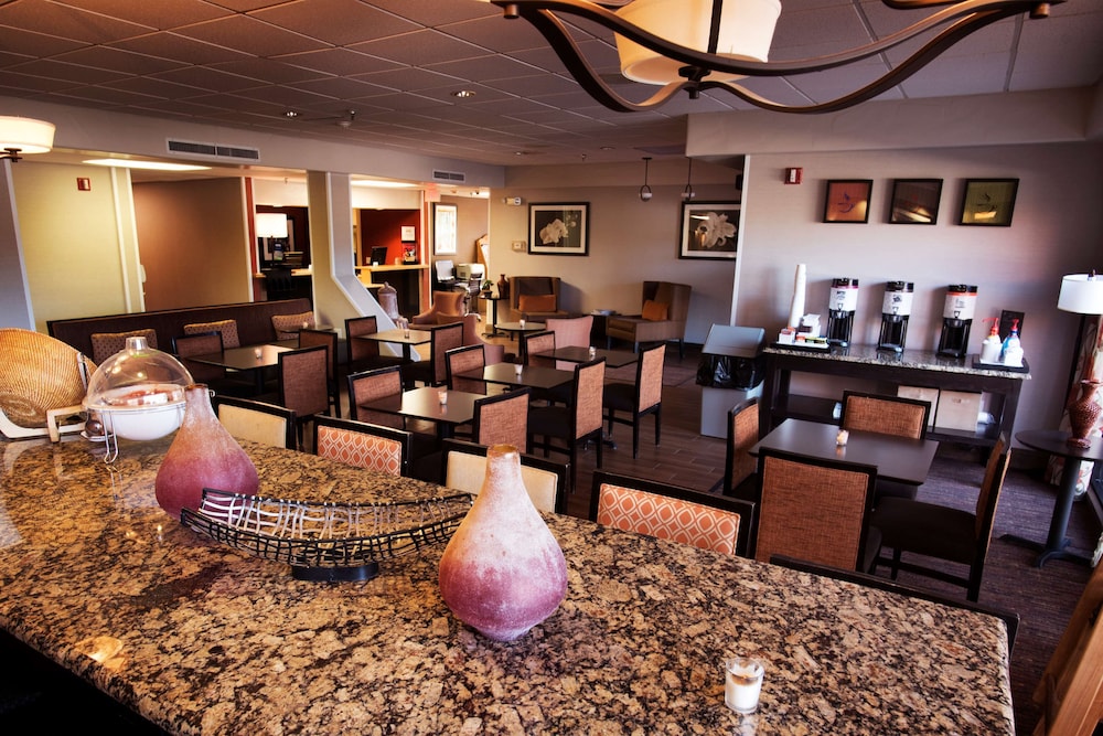 Hampton Inn Taos 29/48