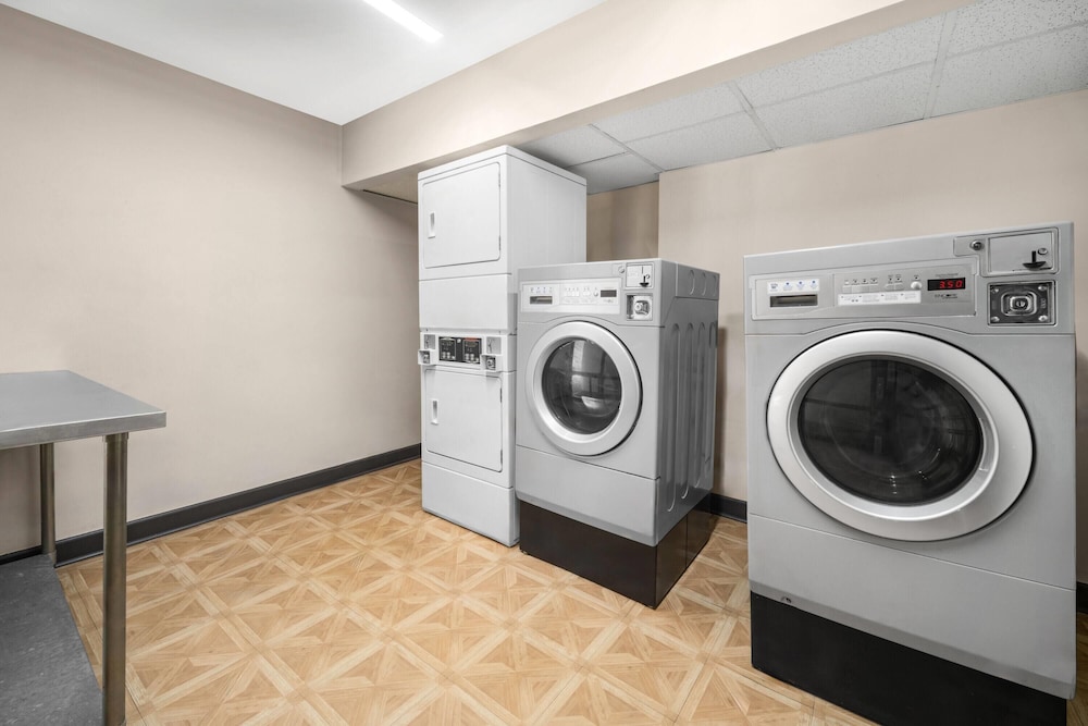 Days Inn By Wyndham College Park Airport Best Road 29/55