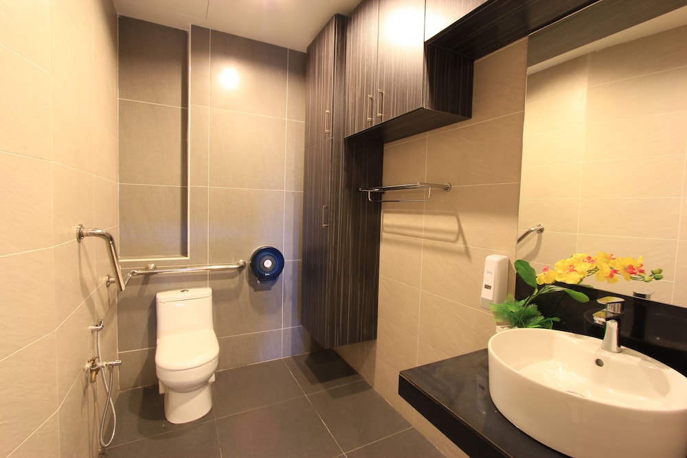 IPOH DOWNTOWN HOTEL 24/27