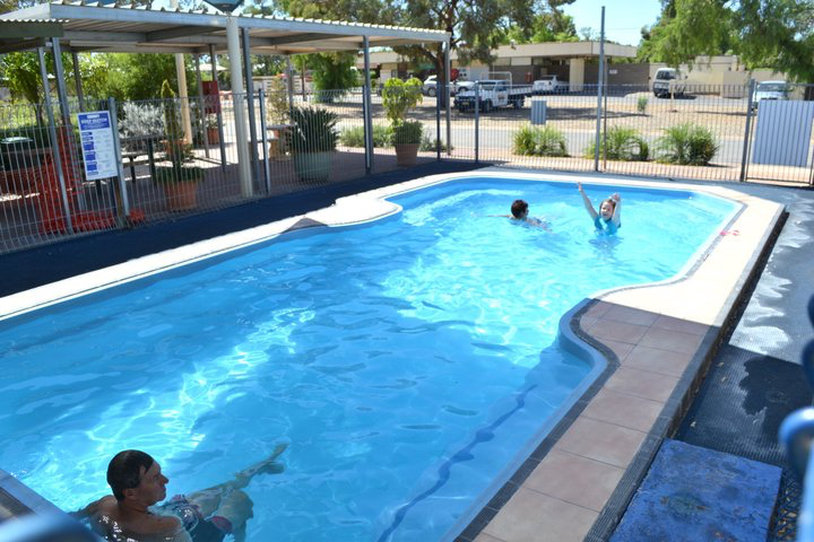Broken Hill Tourist Park 3/7