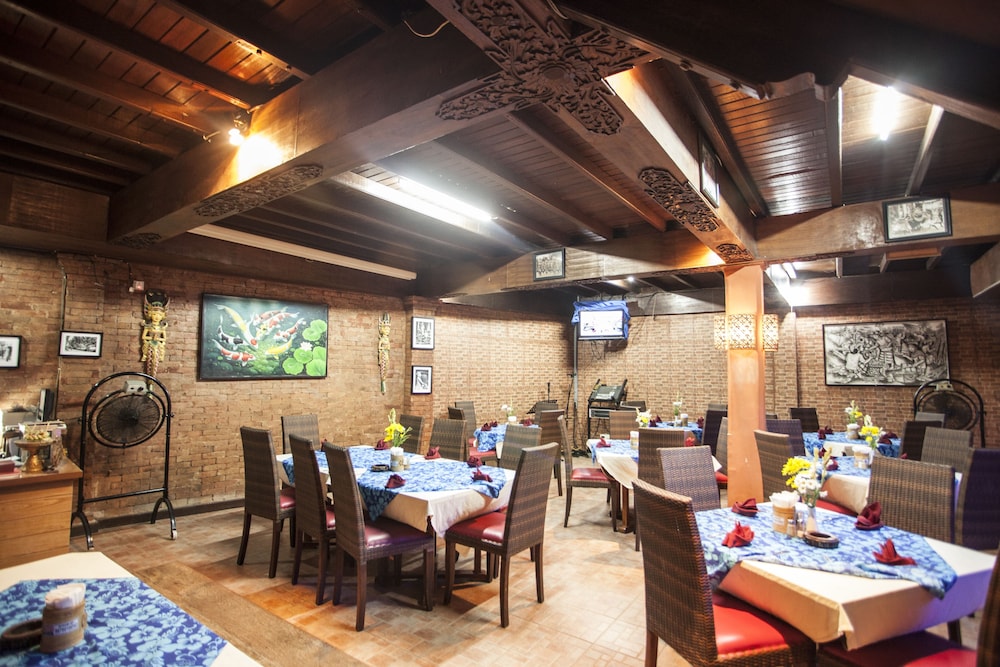 Satriya Cottage 67/82