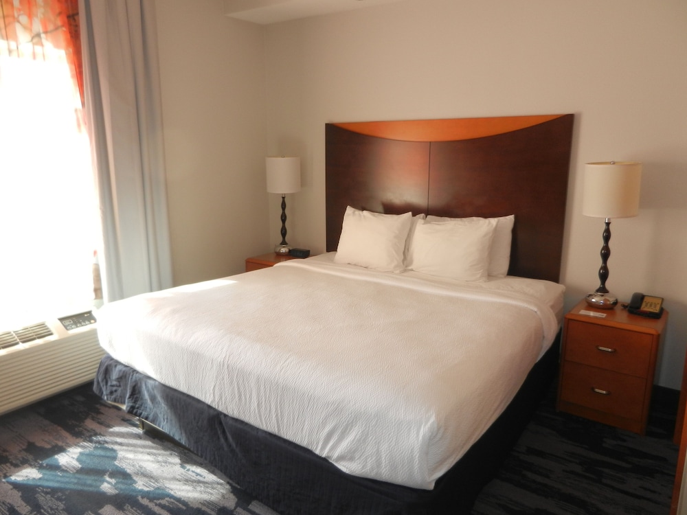 Fairfield Inn and Suites Tulsa South Medical District 17/47