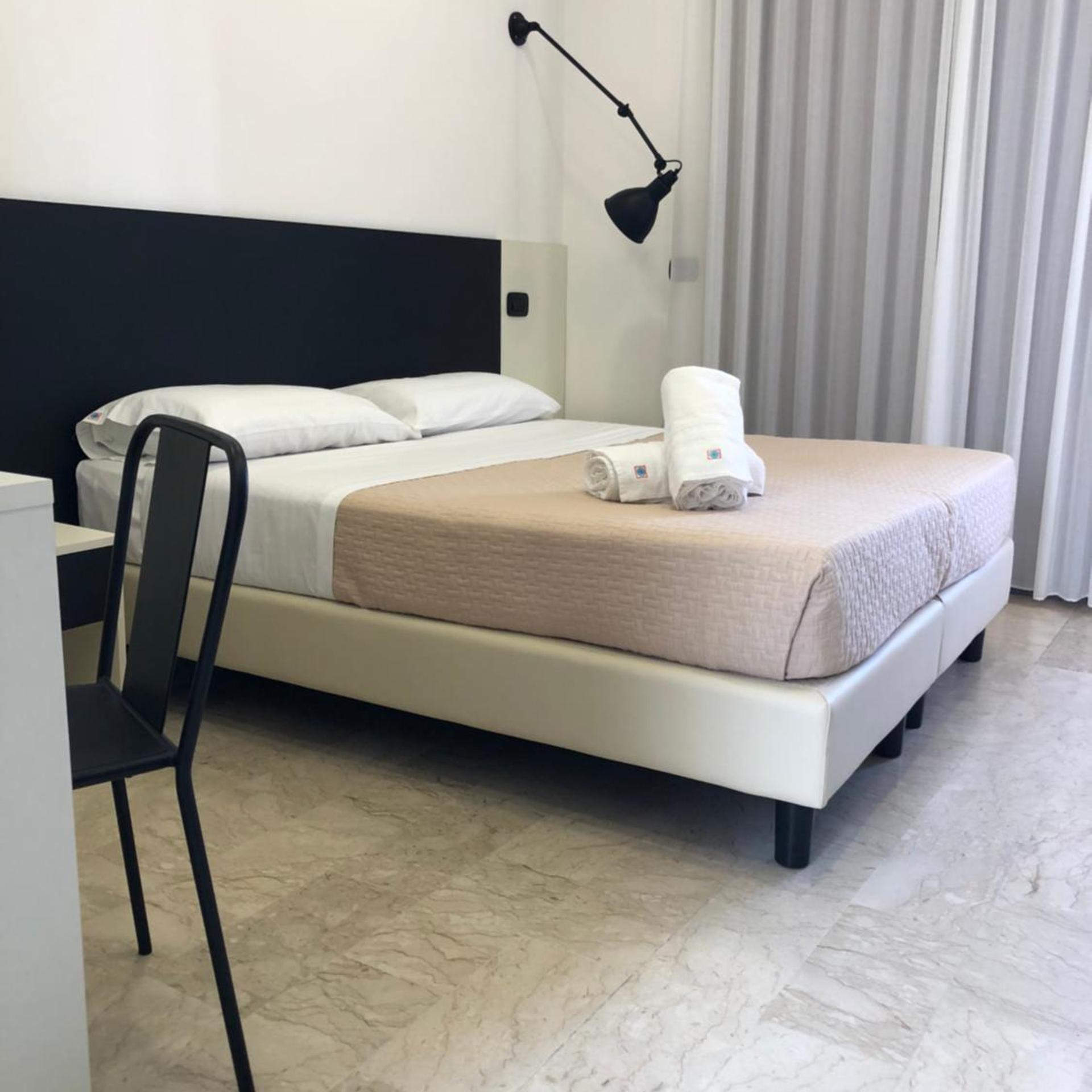 غرفة قياسية بسرير مزدوج أو سريرين منفصلين بشرفة، Milazzo INN 3/10