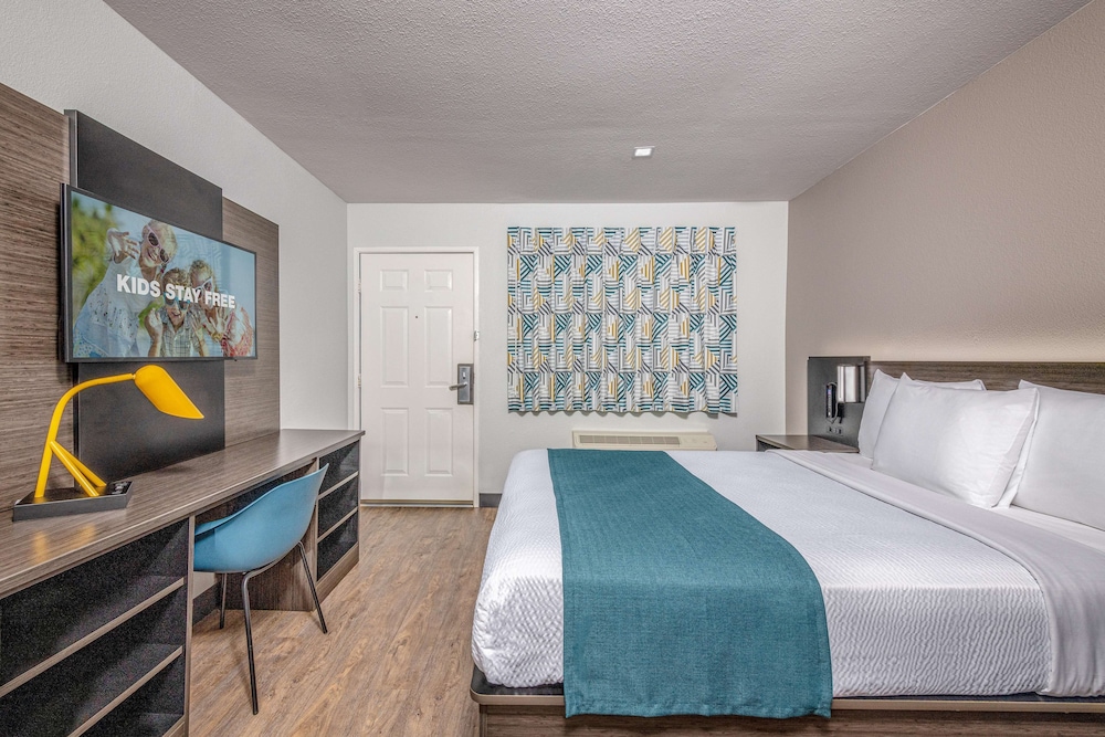 Motel6 Euless, TX - Dallas 17/28