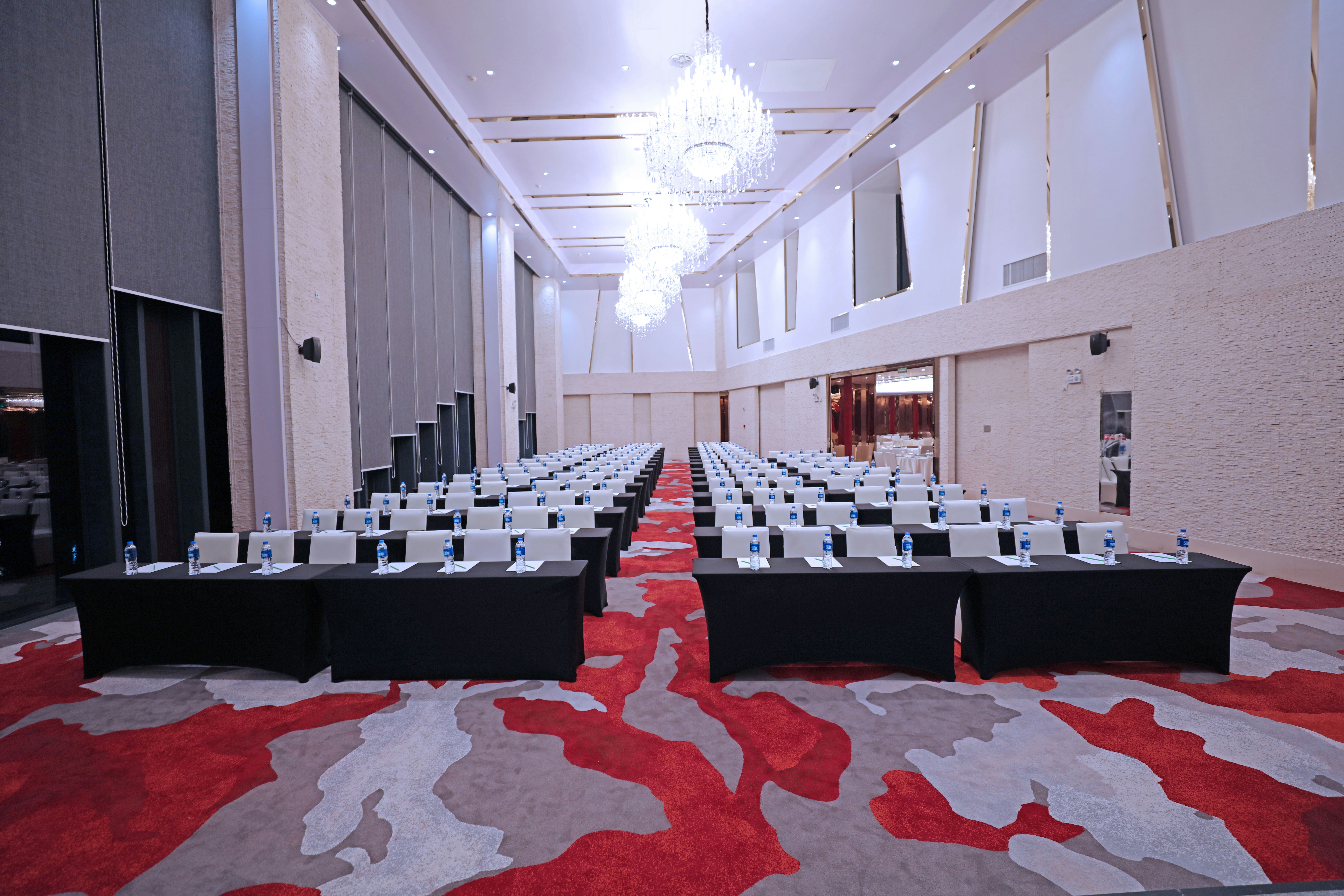 Holiday Inn Shanghai Hongqiao West An Ihg Hotel 43/50