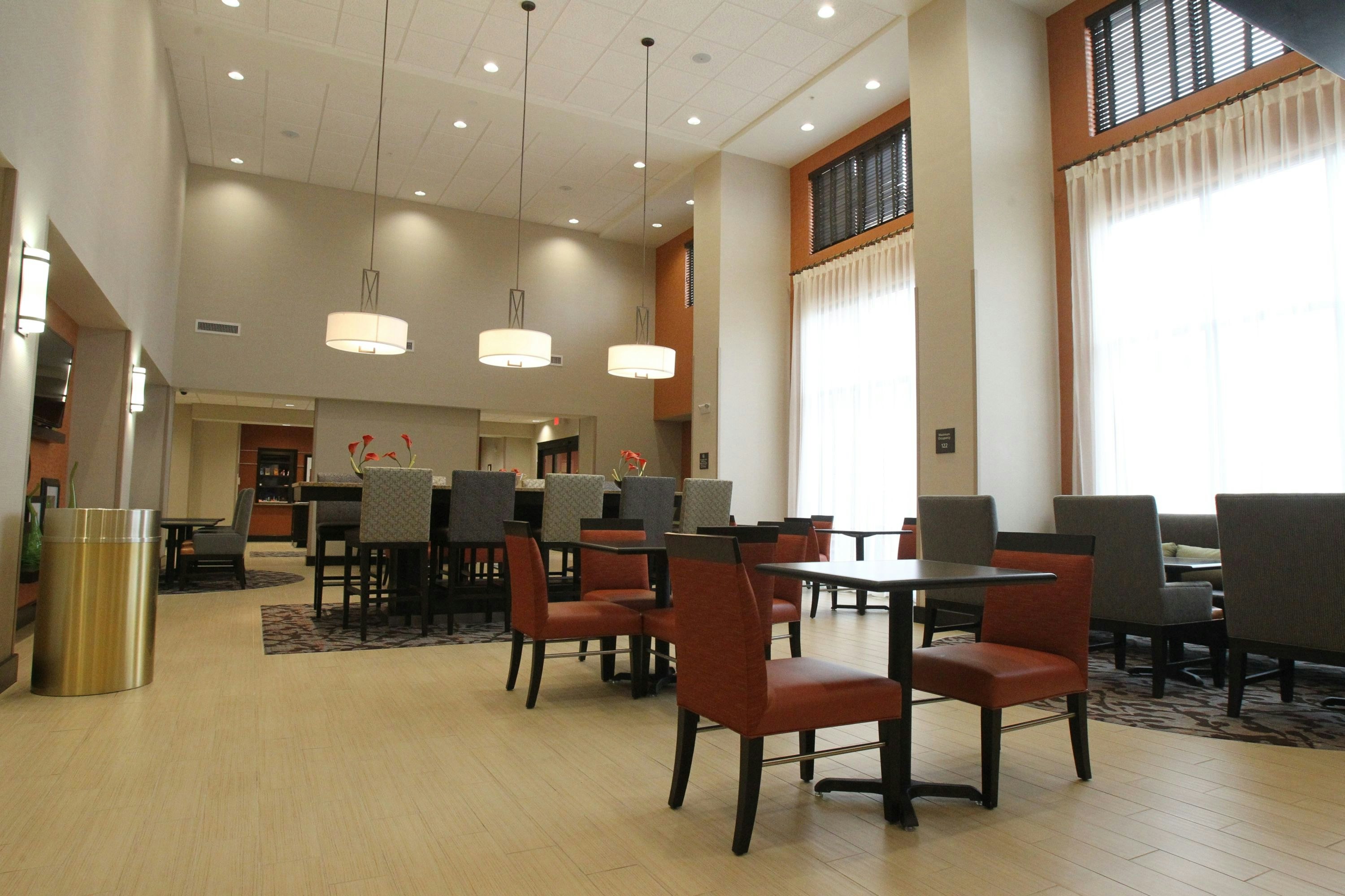 Hampton Inn Suites Seneca Clemson Area Sc 53/74