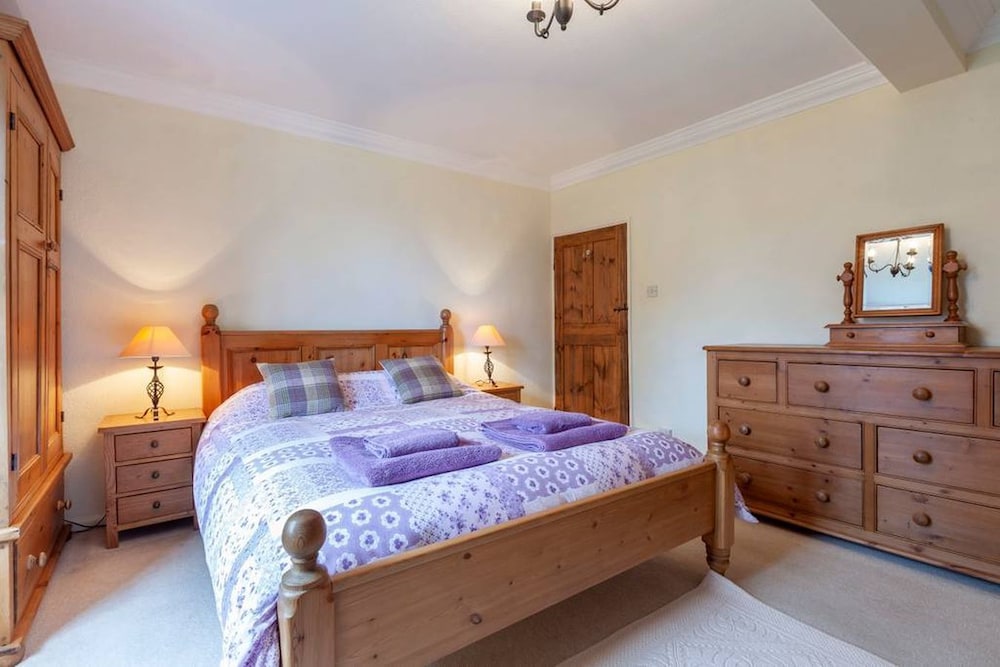 Ceilidh Cottage 6/48
