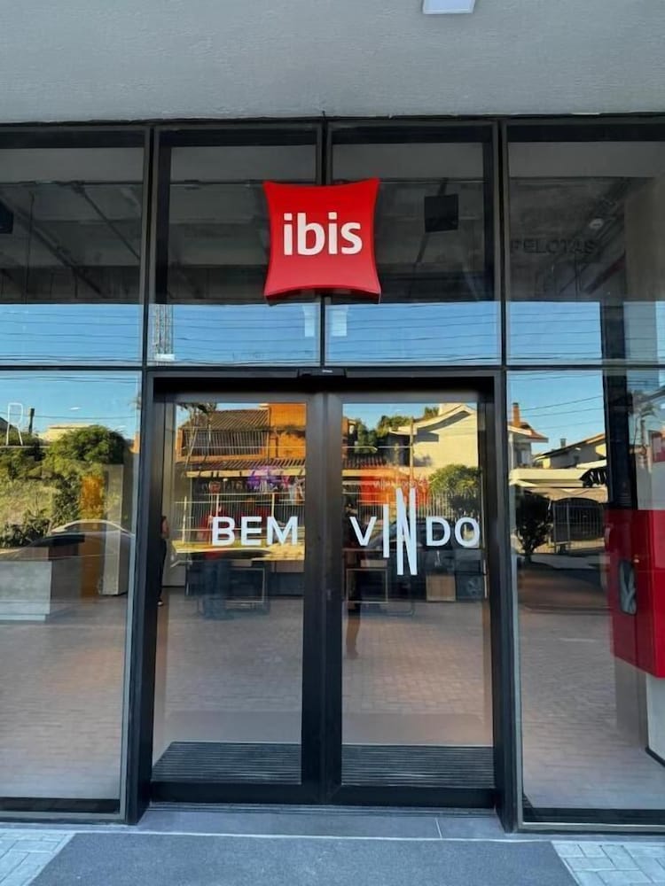 Ibis Pelotas 9/77