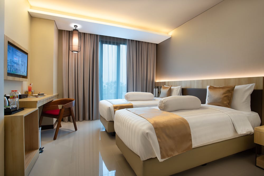 Braling Grand Hotel by Azana 26/58