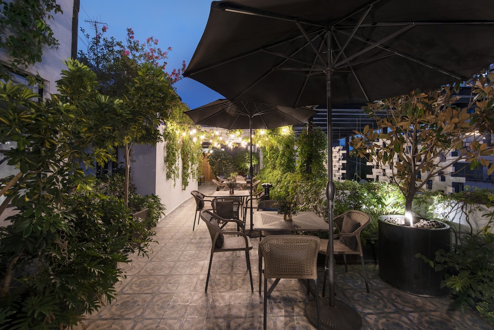Casa Decu 5/50