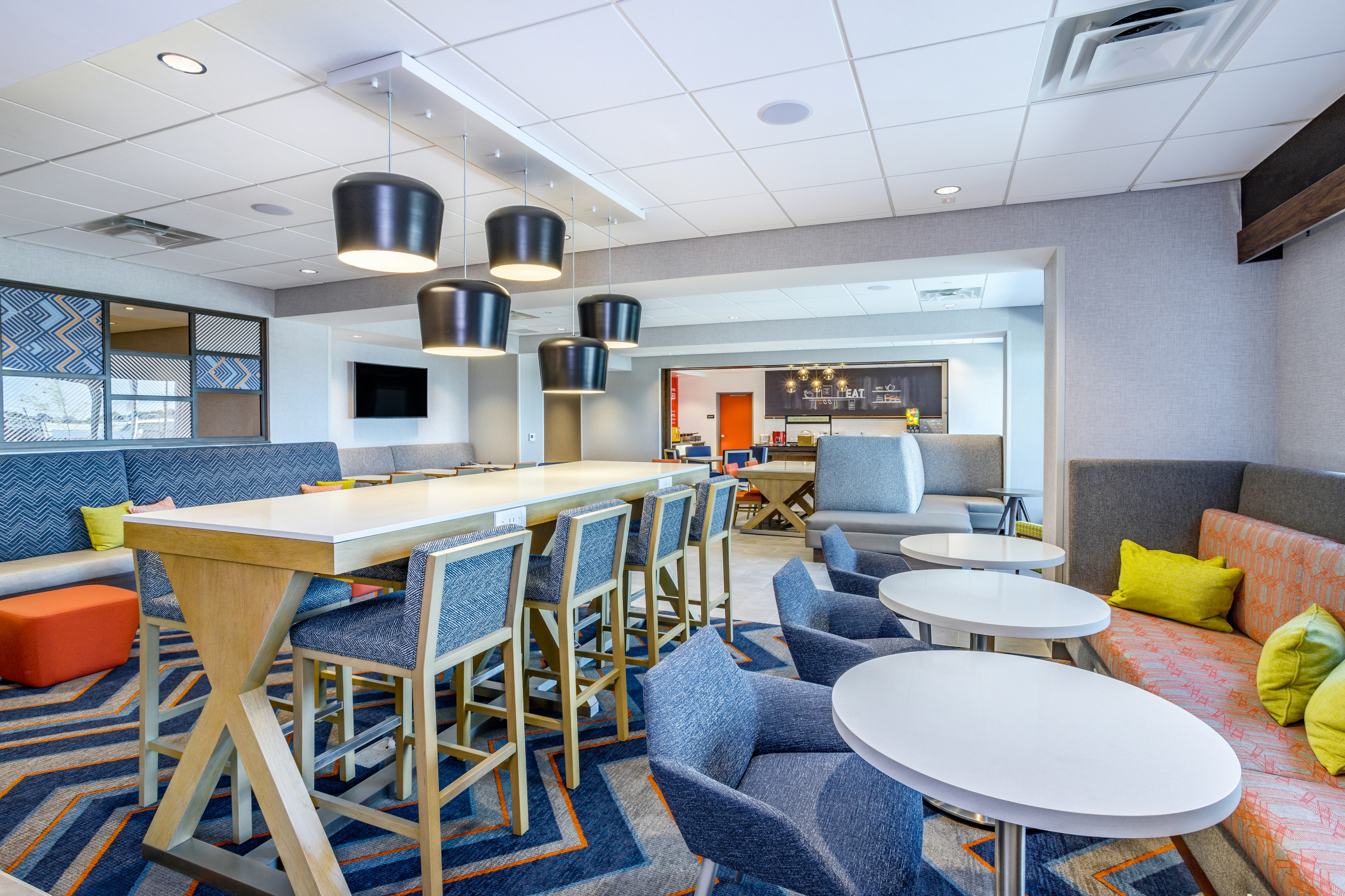 Hampton Inn by Hilton Bedford 33/44