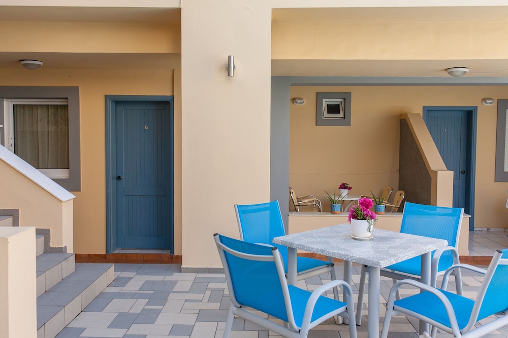 Melitti Hotel 44/58