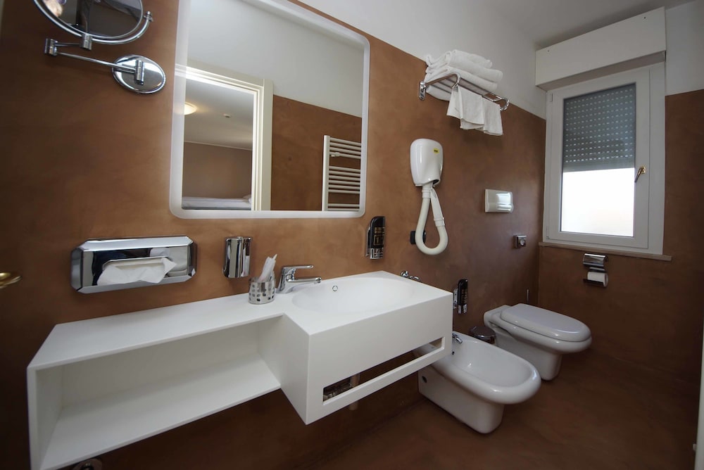 Hotel Clarin 14 By Dori 40/67