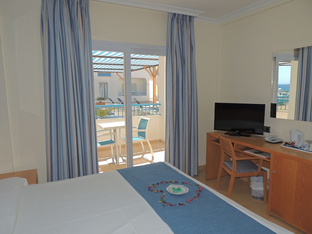 Punta Del Cantal Hotel Suites 33/48