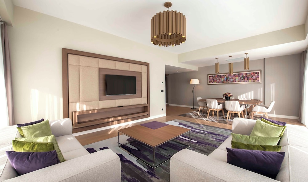 The Superior Living Batisehir 37/55
