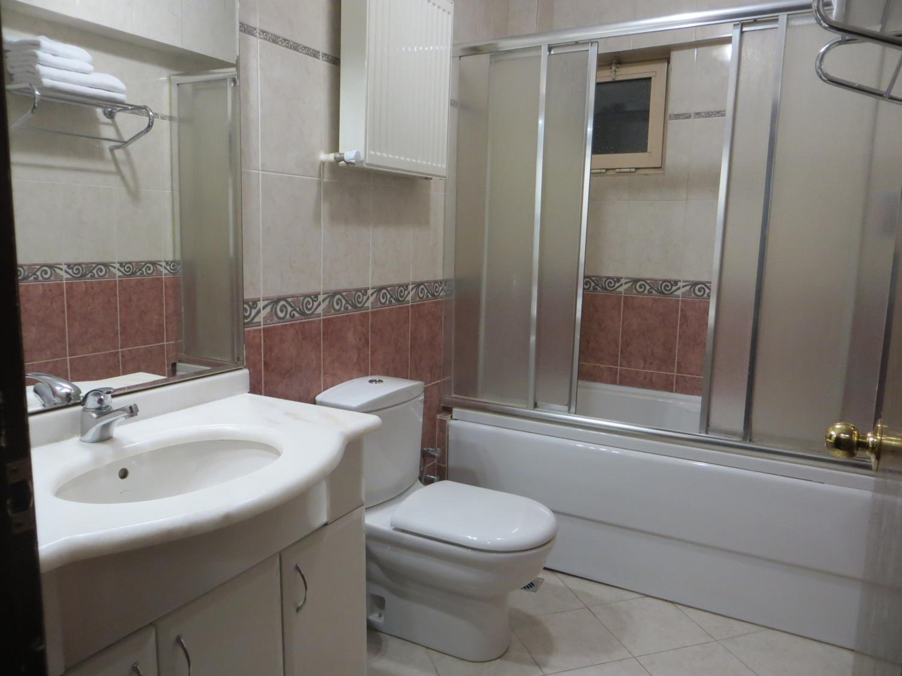 Ozilhan Hotel 56/59