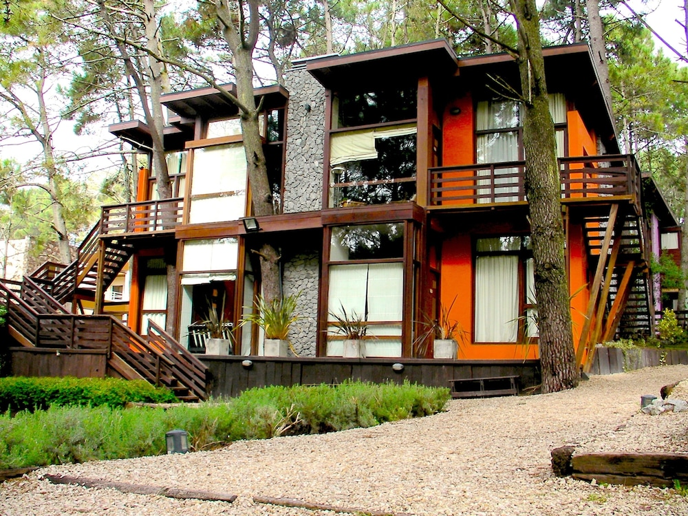 Altos Medanos - Cabanas y Club de Bosque 4/48
