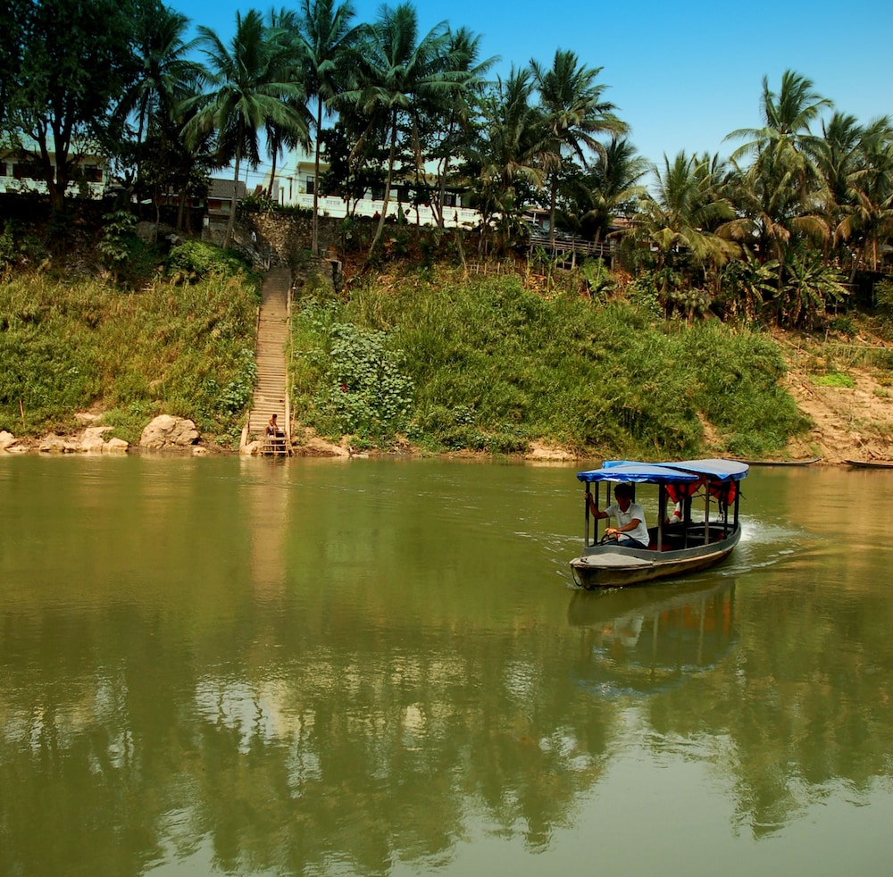 THE APSARA RIVE DROITE 40/50