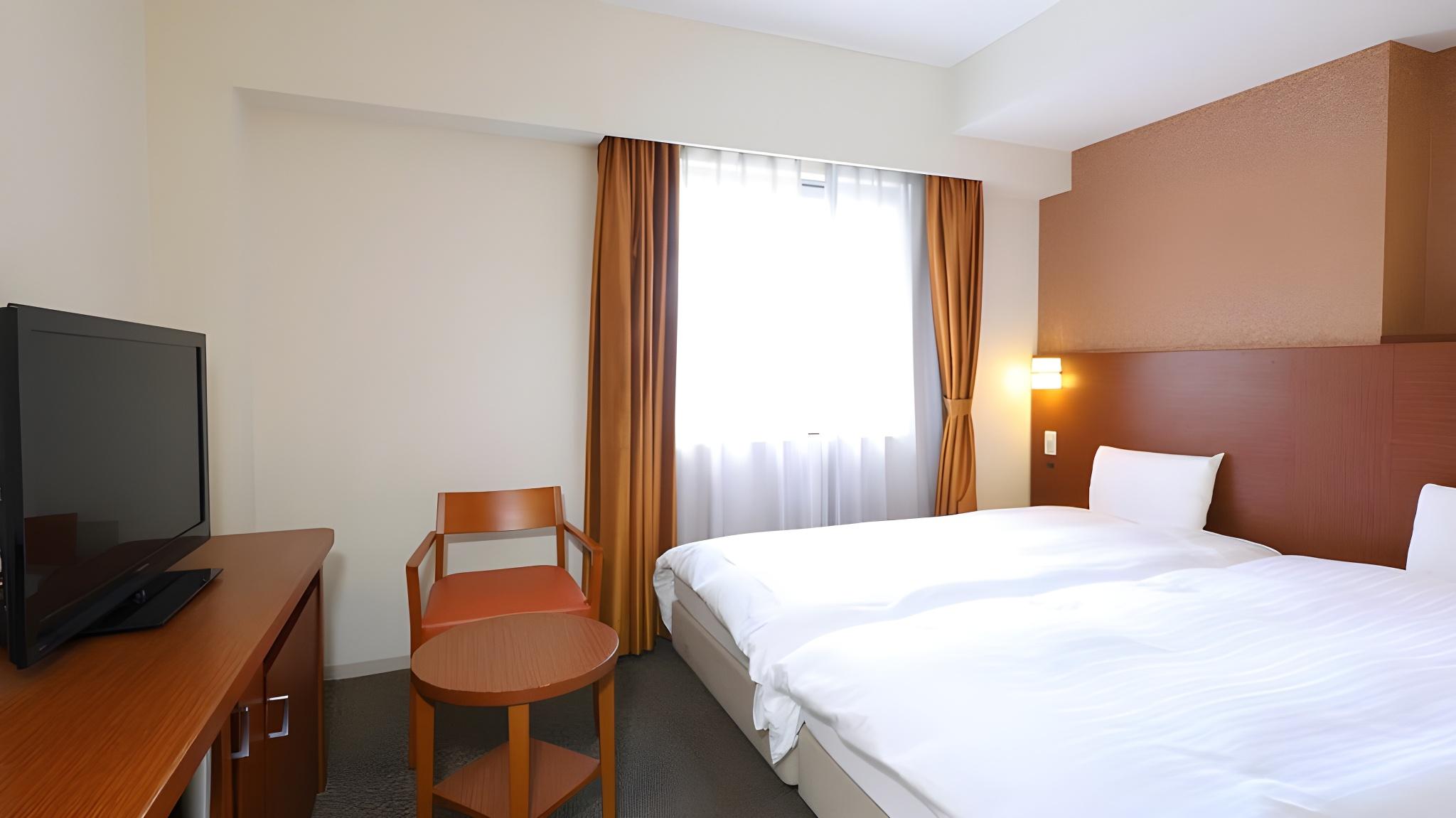 Hollywood, Standard, Twin Beds