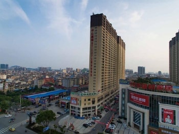 GreenTree Inn (Qichun Ouyada Square) in HUANGGANG