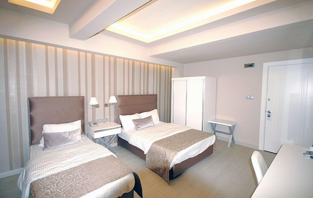 Kent Otel 8/37