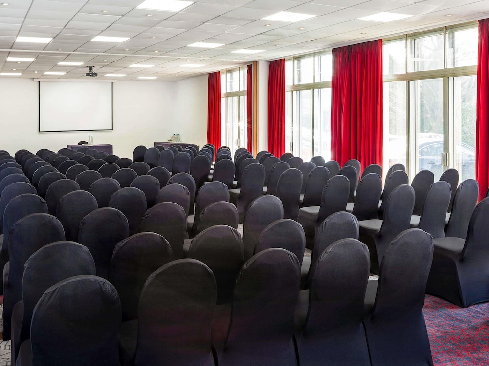 Mercure Northampton 57/63