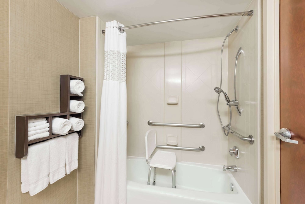 Wingate by Wyndham Springfield 57/60