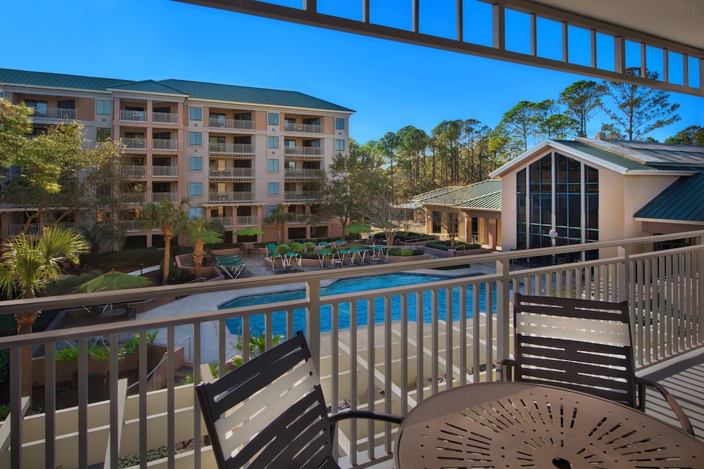 Marriott S Barony Beach Club 10/35