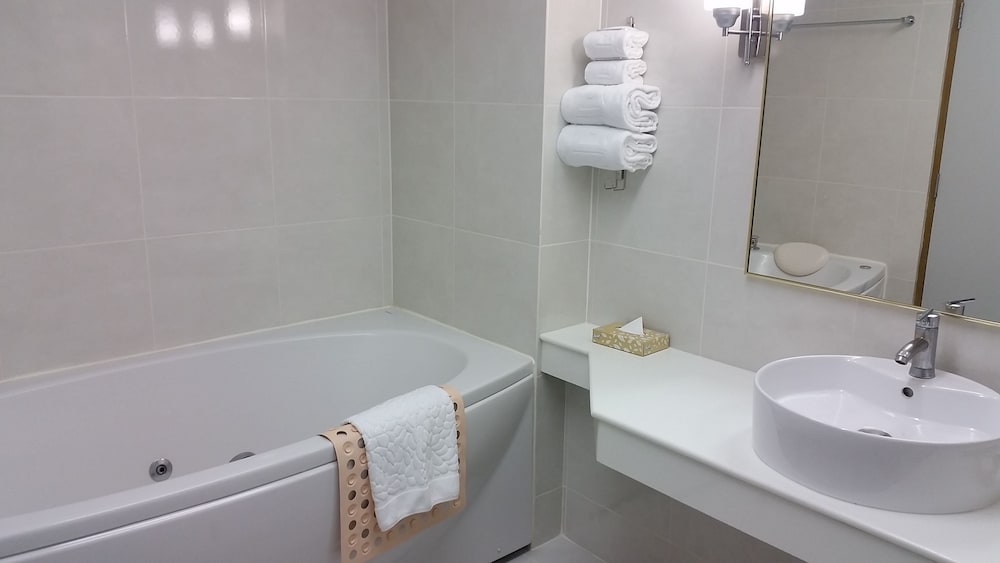 Ariston 25/28