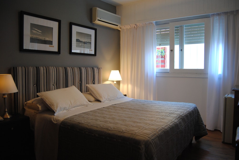Iberia Hotel 20/64