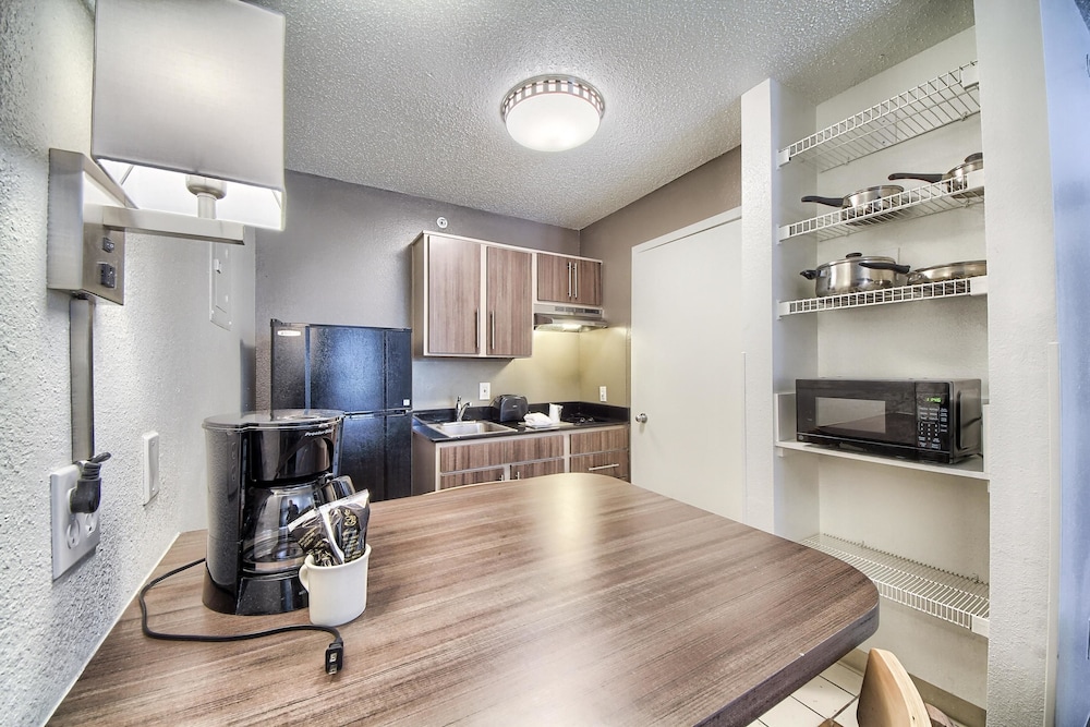 Studio 6 Extended Stay - San Antonio, TX - Medical Center 44/60