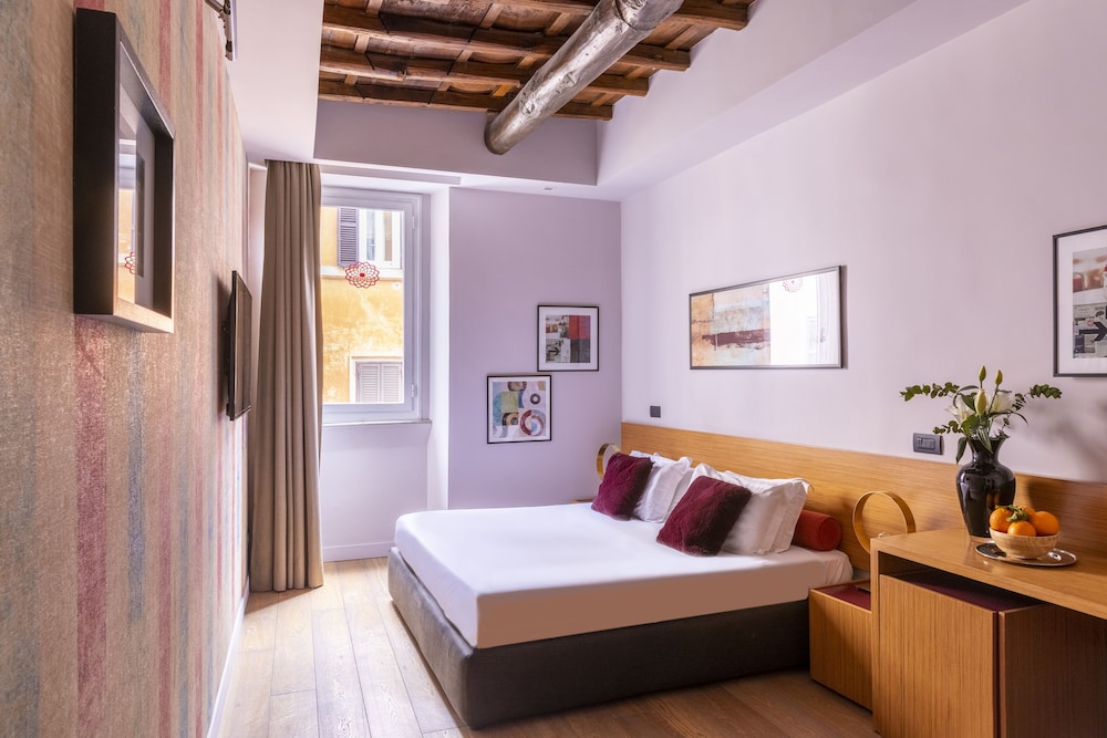 DownTown Boutique House - CA Domus Collection 14/37
