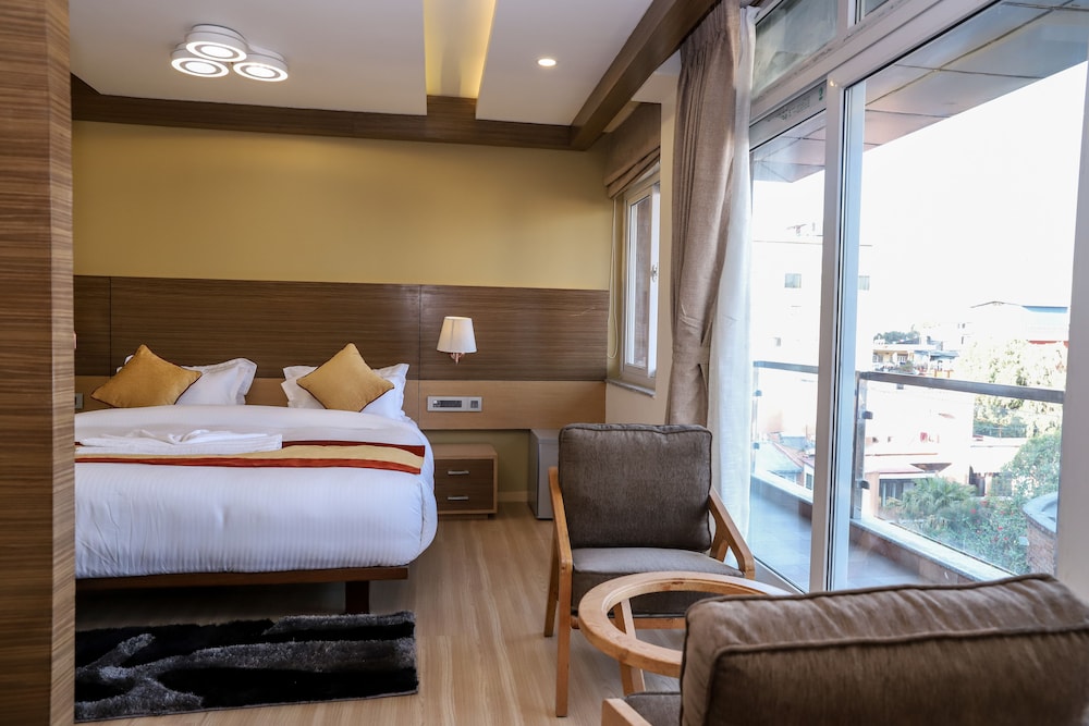 Retro Hotel And Spa 14/28