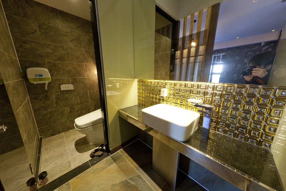 Hotel 109 46/73