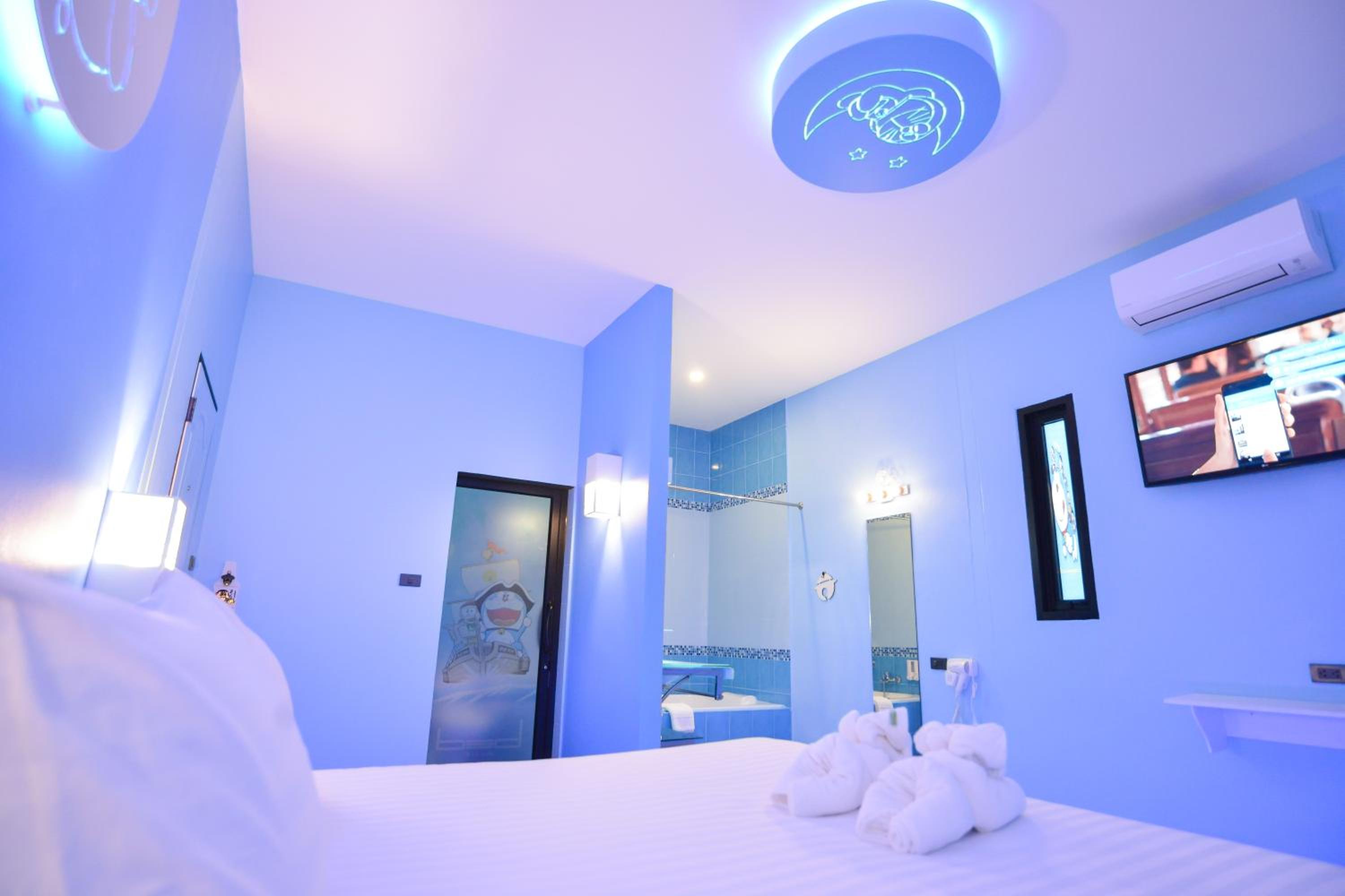 Suite, King Bed, 3 King Beds, Bed Villa Resort Chaing Rai 5/10
