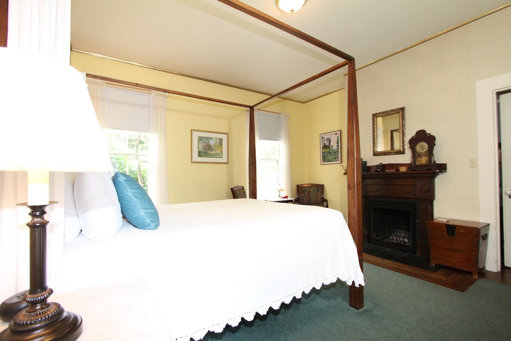 Joshua Grindle Inn 17/64