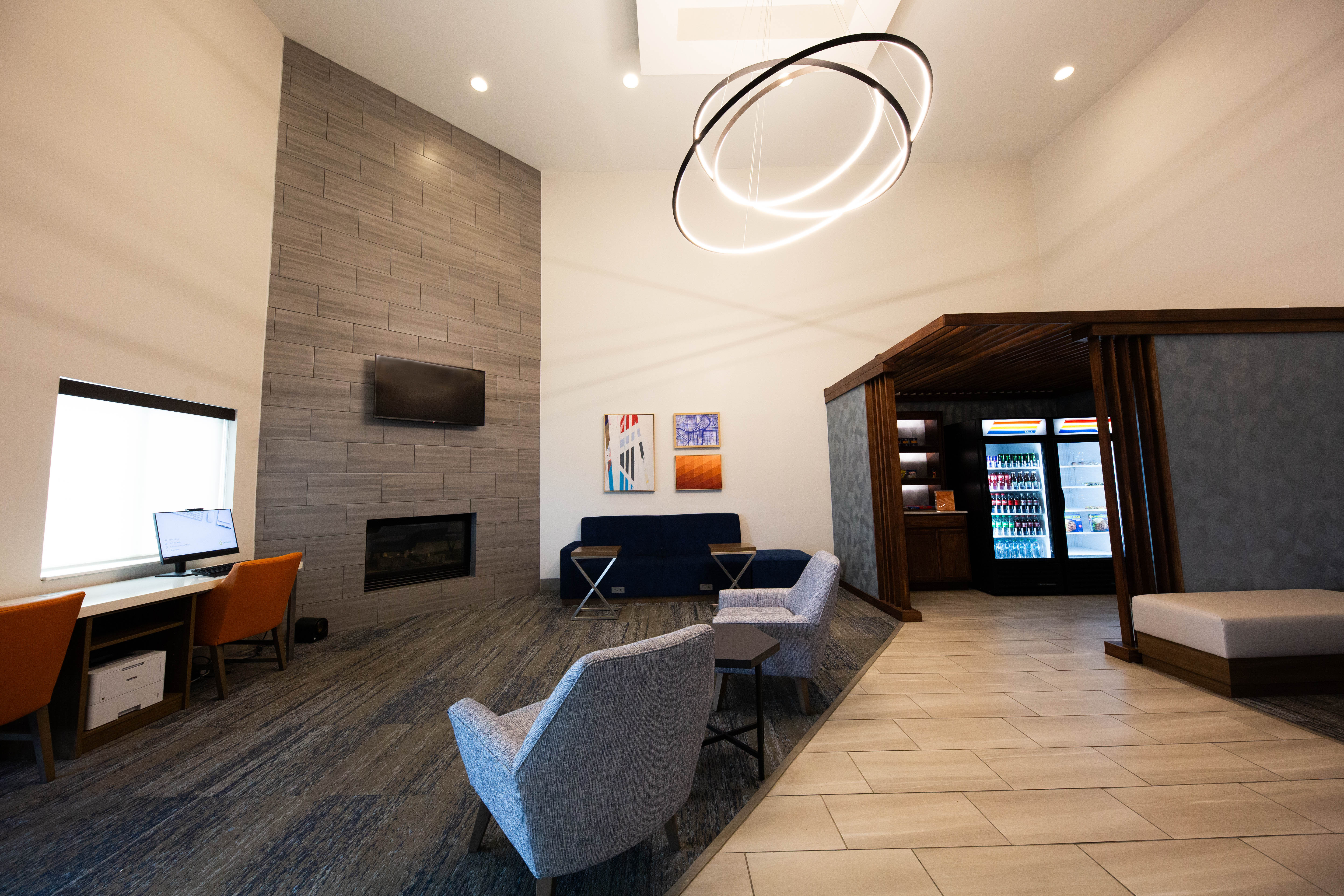 Holiday Inn Express Hotel Suites Canyon 47/67