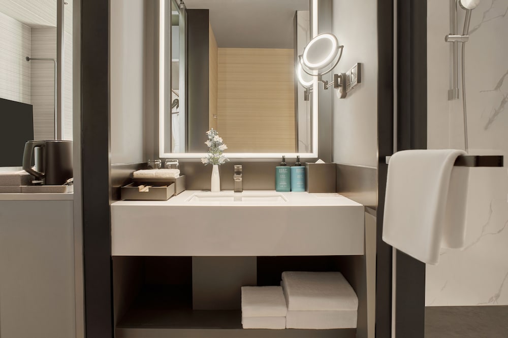 غرفة تنفيذية بسرير كينج، Novotel Yinchuan Lanxigu 2/2