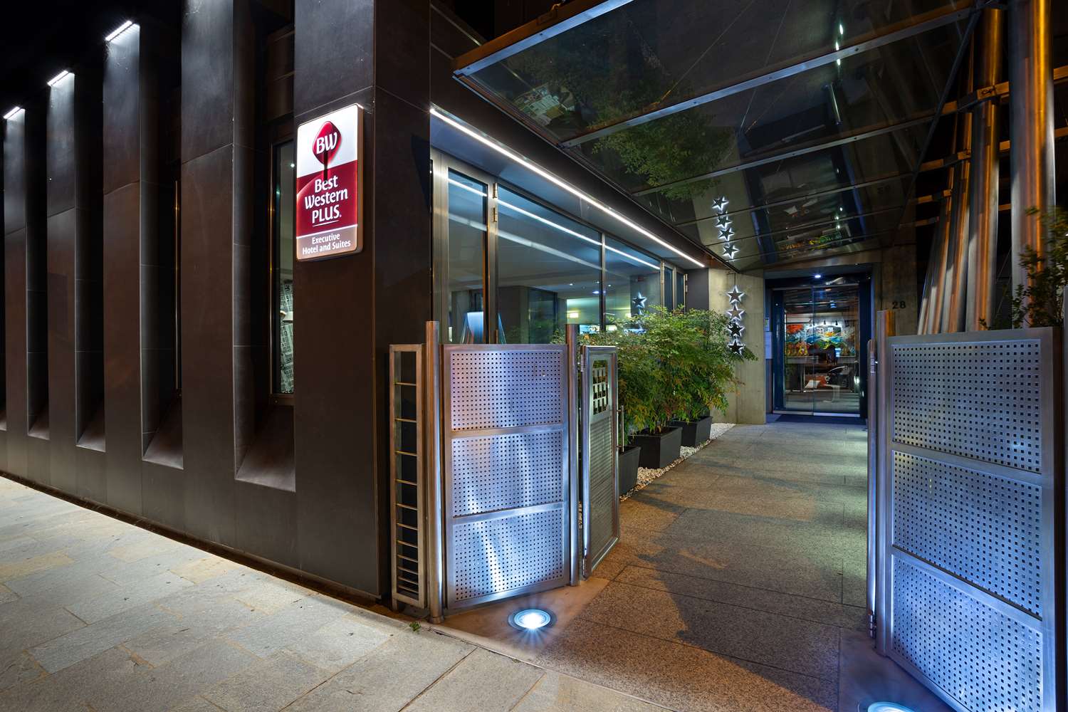 Best Western Plus Executive Hotel And Suites 1/54