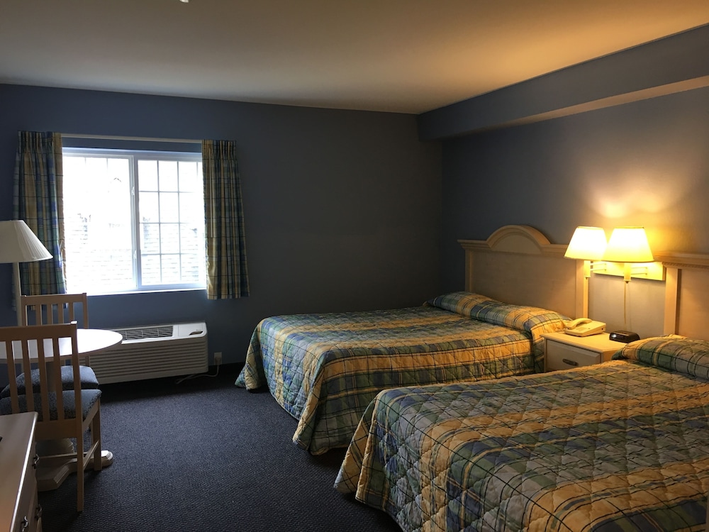 1 Bedroom, Standard, 2 Queen Beds, Courtyard Area