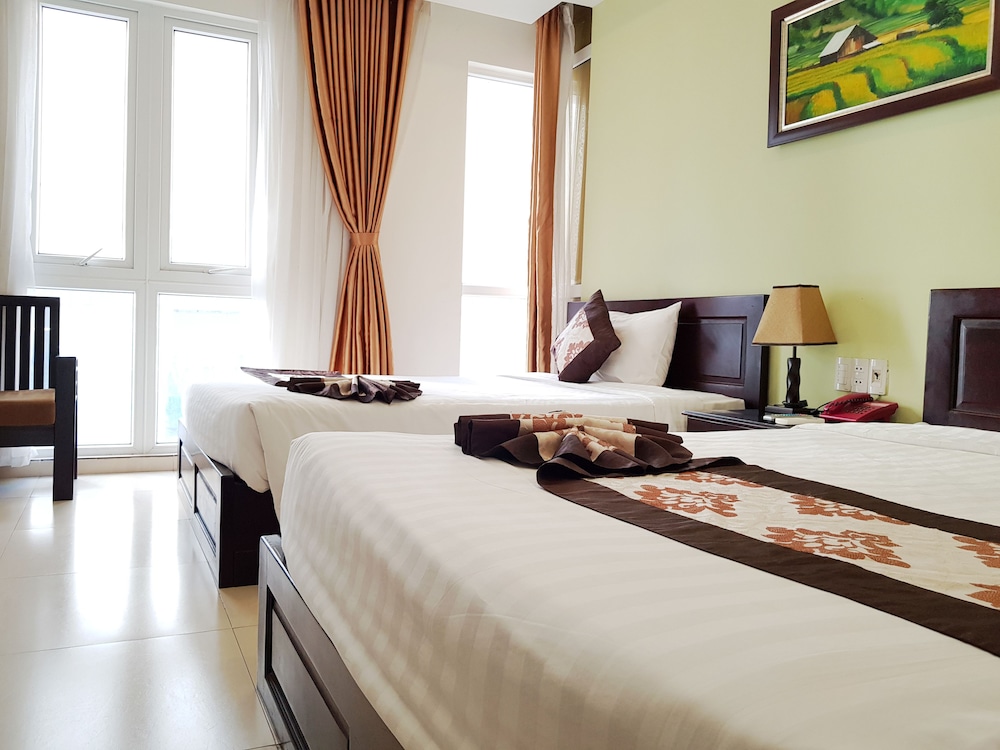 Tay Bac Hotel 19/75