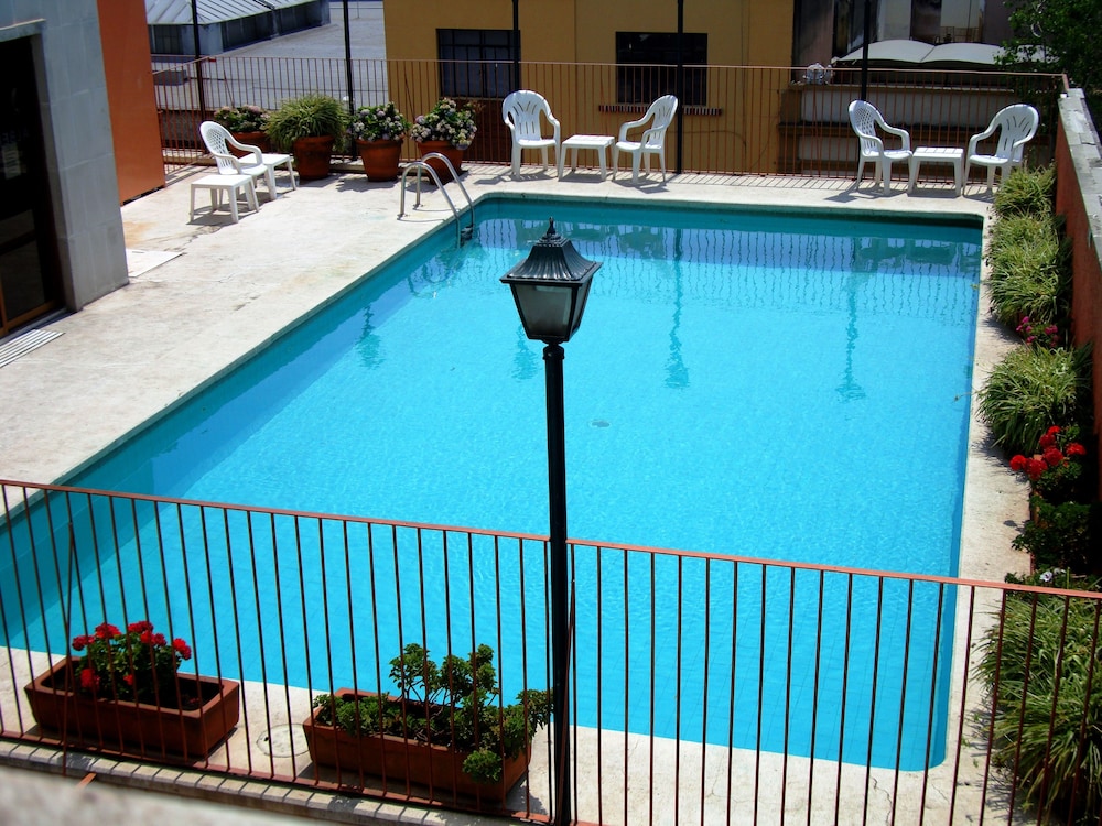 Hotel Cervantes 23/37