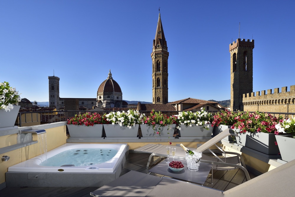 Hotel San Firenze Suites And Spa 66/75