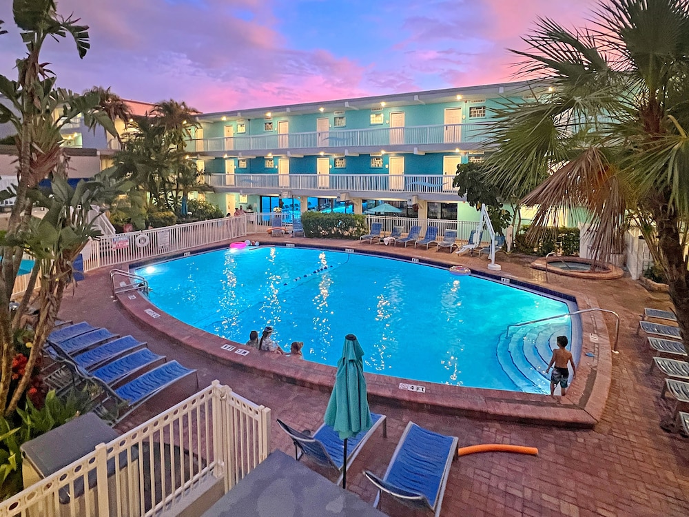 Bilmar Beach Resort in TREASURE ISLAND - FL