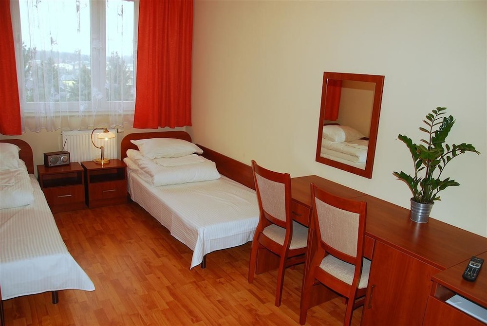Osrodek hotelowy Optima 20/33