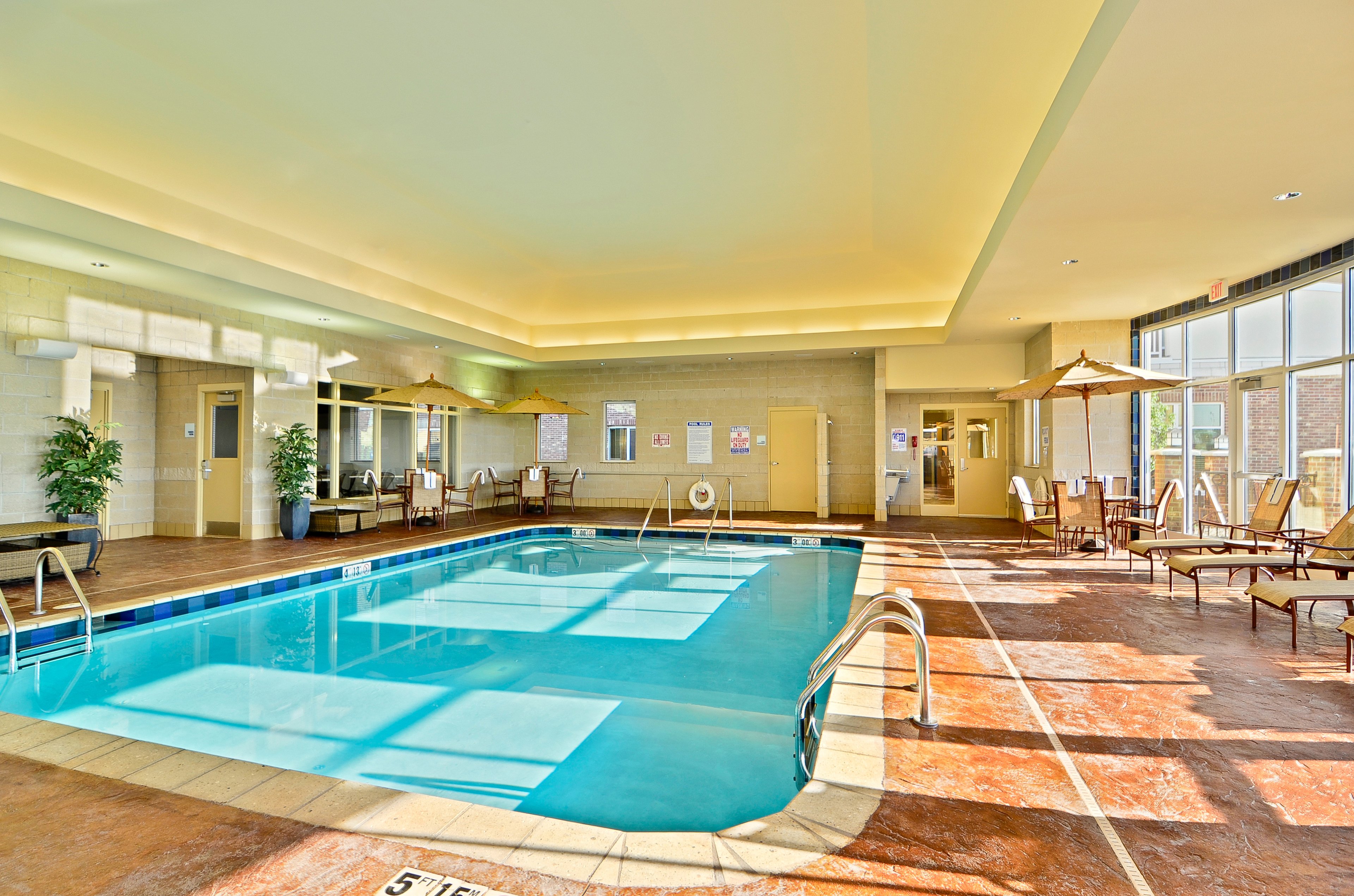 Holiday Inn Express And Suites Williston 22/30