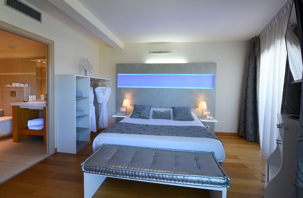 Hotel Costa Salina 29/87